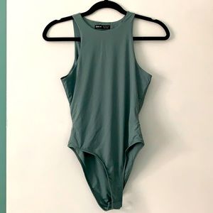 SHEIN Solid Tank Bodysuit